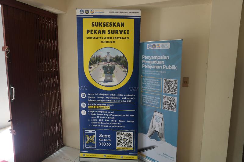 Front Banner Display