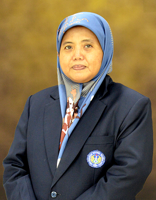 Photograph of the Coordinator of the Master’s Program in Psychology, UNY